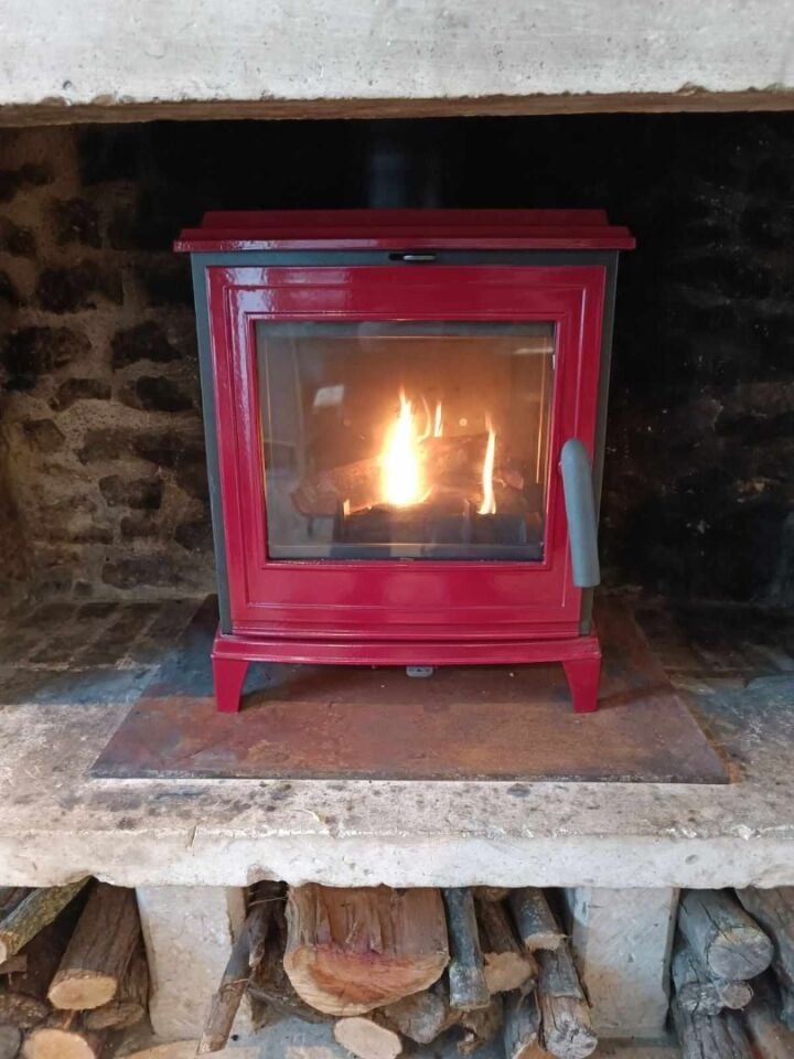 Invicta Sedan Kırmızı S Döküm Odun Sobası 9450 47