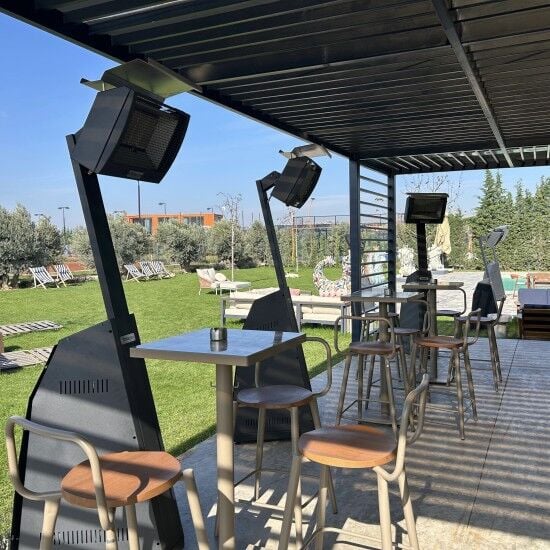 Patio Pelikan Soba Ayaklı Tüplü Isıtıcı