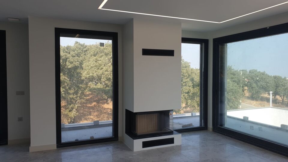 A.Caminetti Crystal Asansörlü Çelik Şömine Haznesi 90 Max Üç Açık