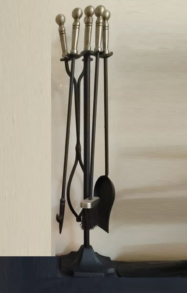 Schömne Yuvarlak Başlı Krom Maşa Takımı