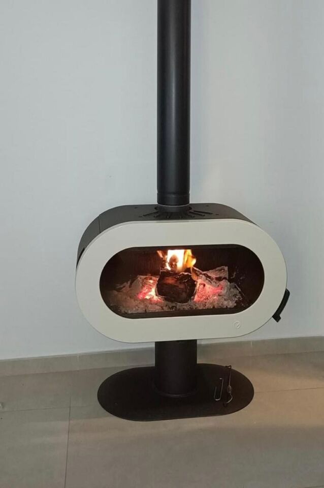 Invicta Döküm Odun Sobası Fifty On Pedestal Krem 6480 46