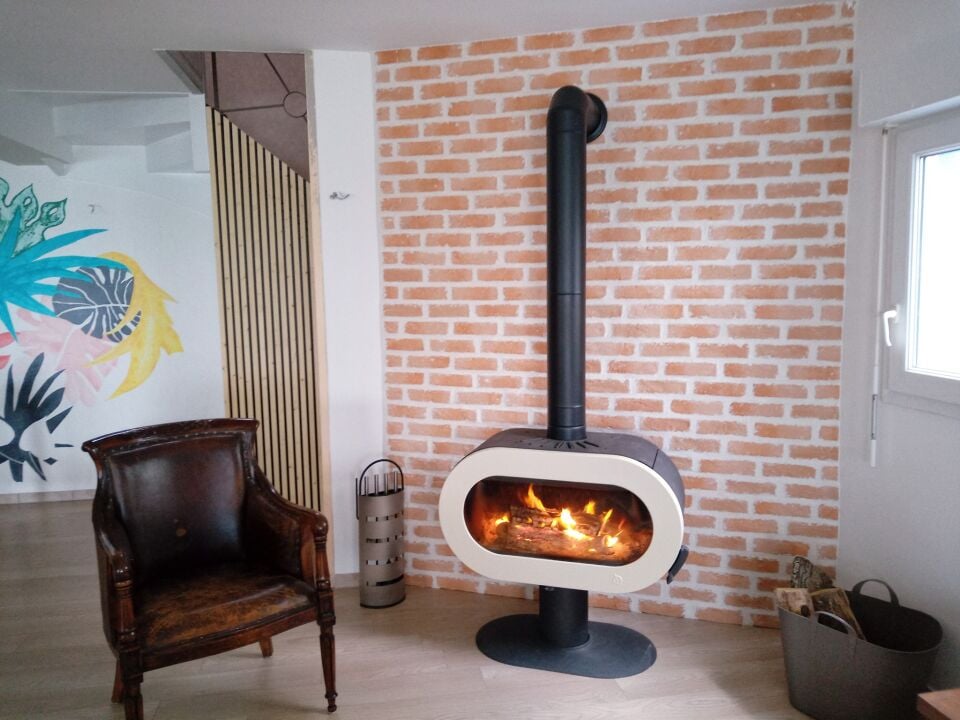 Invicta Döküm Odun Sobası Fifty On Pedestal Krem 6480 46