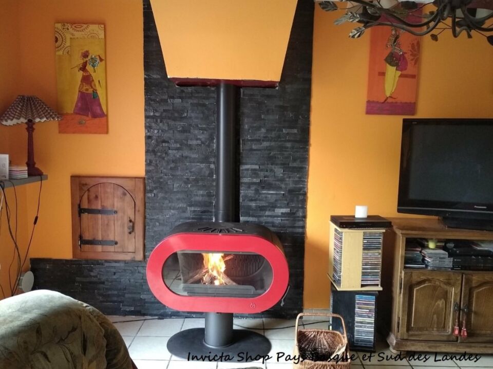 Invicta Döküm Odun Sobası Fifty On Pedestal Kırmızı 6480 47