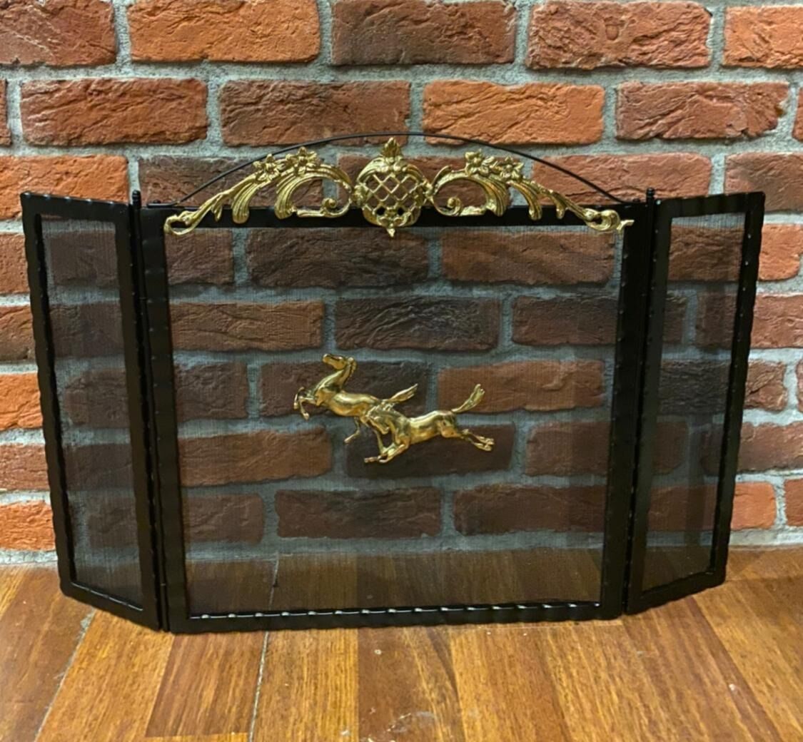 Miss Worble At Desenli Şömine Siperlik